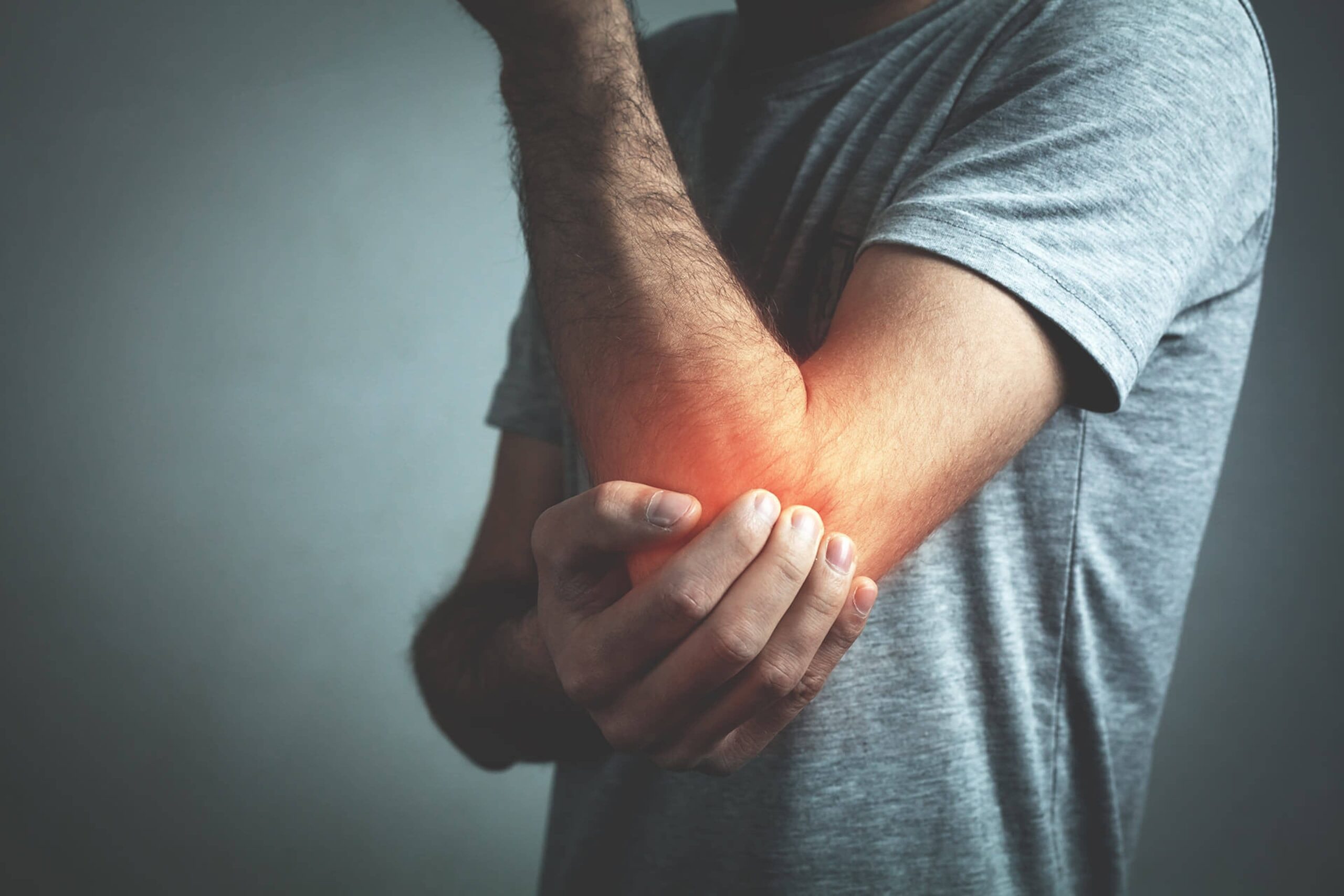 From a bicep or tricep tendon tear to golfer's or tennis elbow, pain in your elbow can keep you from doing the activities you love. Visit G2 Orthopedics and Sports Medicine to find the elbow pain relief you've been missing.